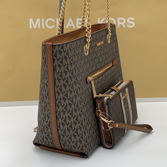 MICHAEL KORS Metallic Logo Chain Tote Bag & LARGE DOUBLE ZIP WRISTLET WALLET - Picture 2 of 16